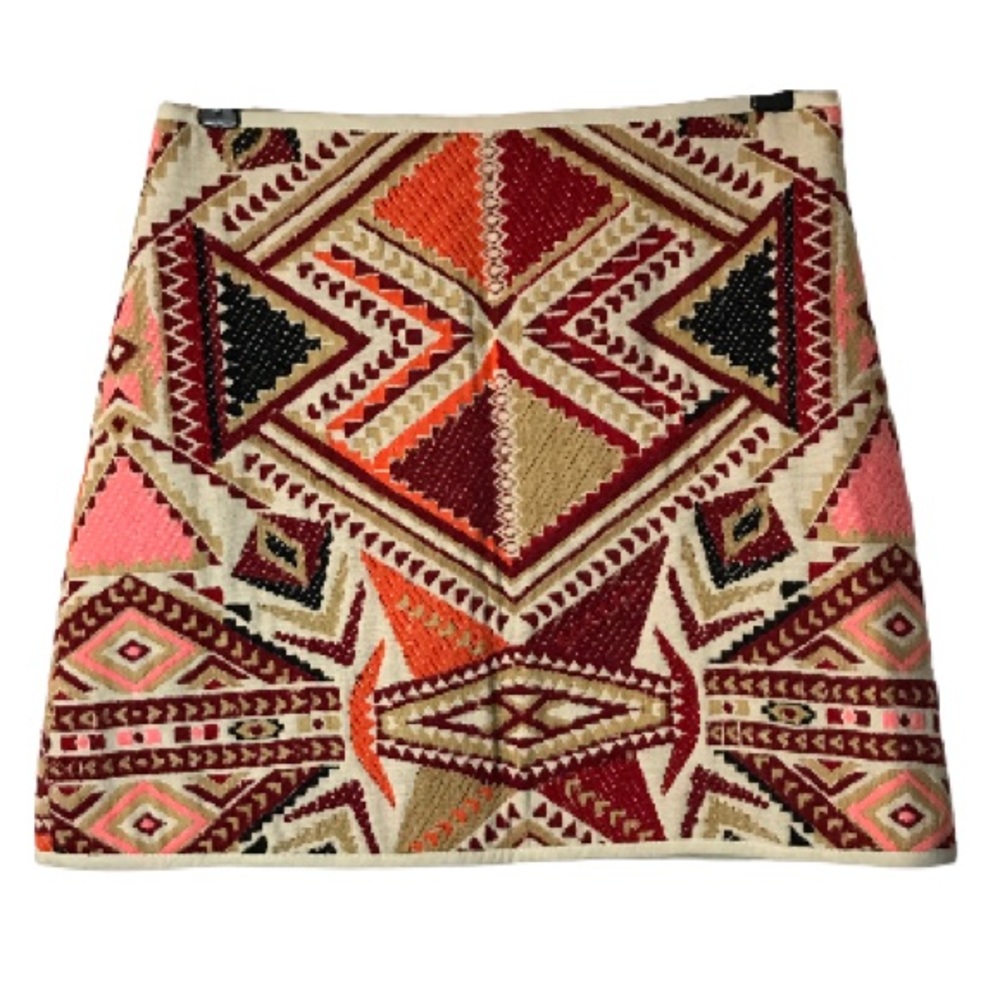 TOPSHOP Size 4 Embroidered Skirt
